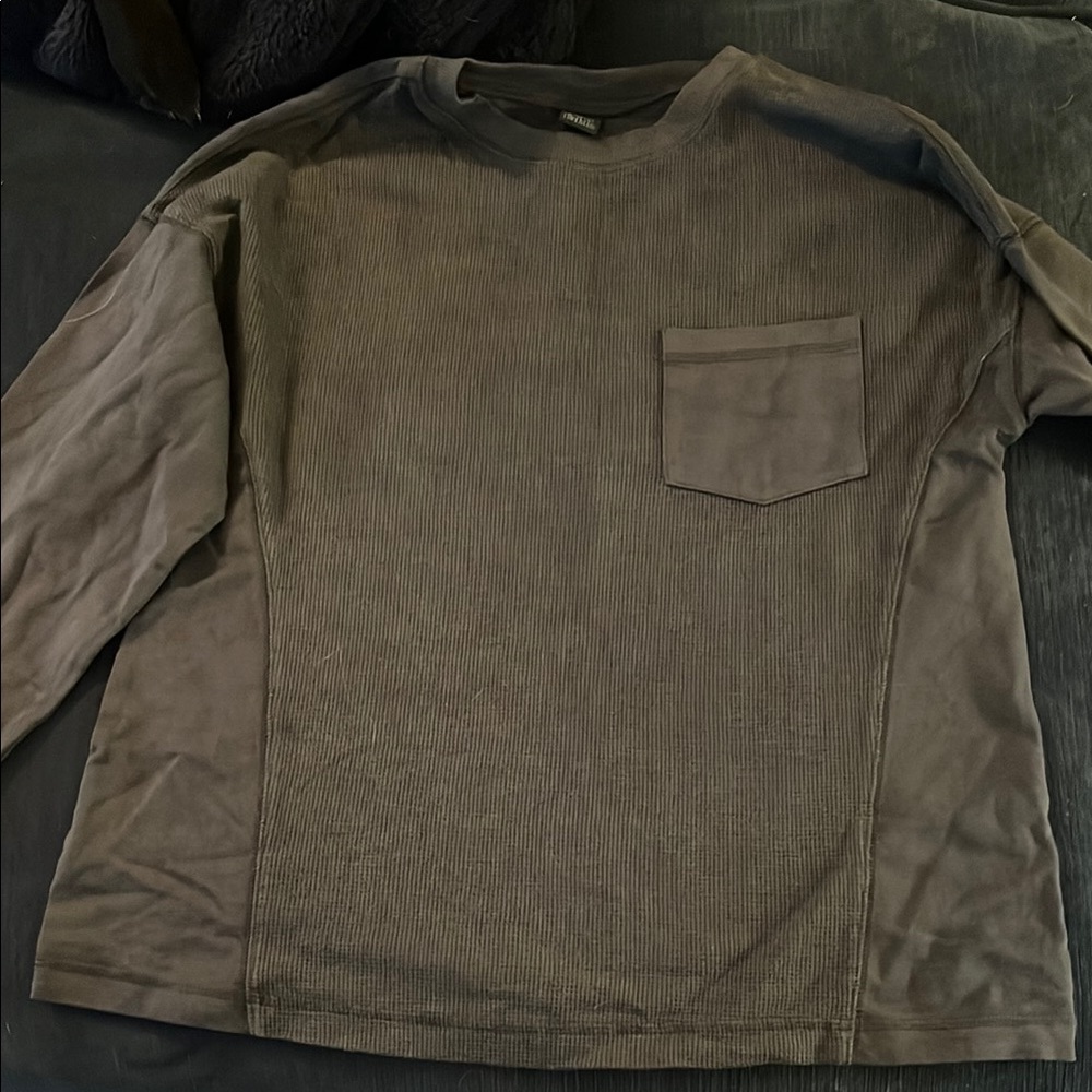 Wild Fable Gray Long Sleeve Tee